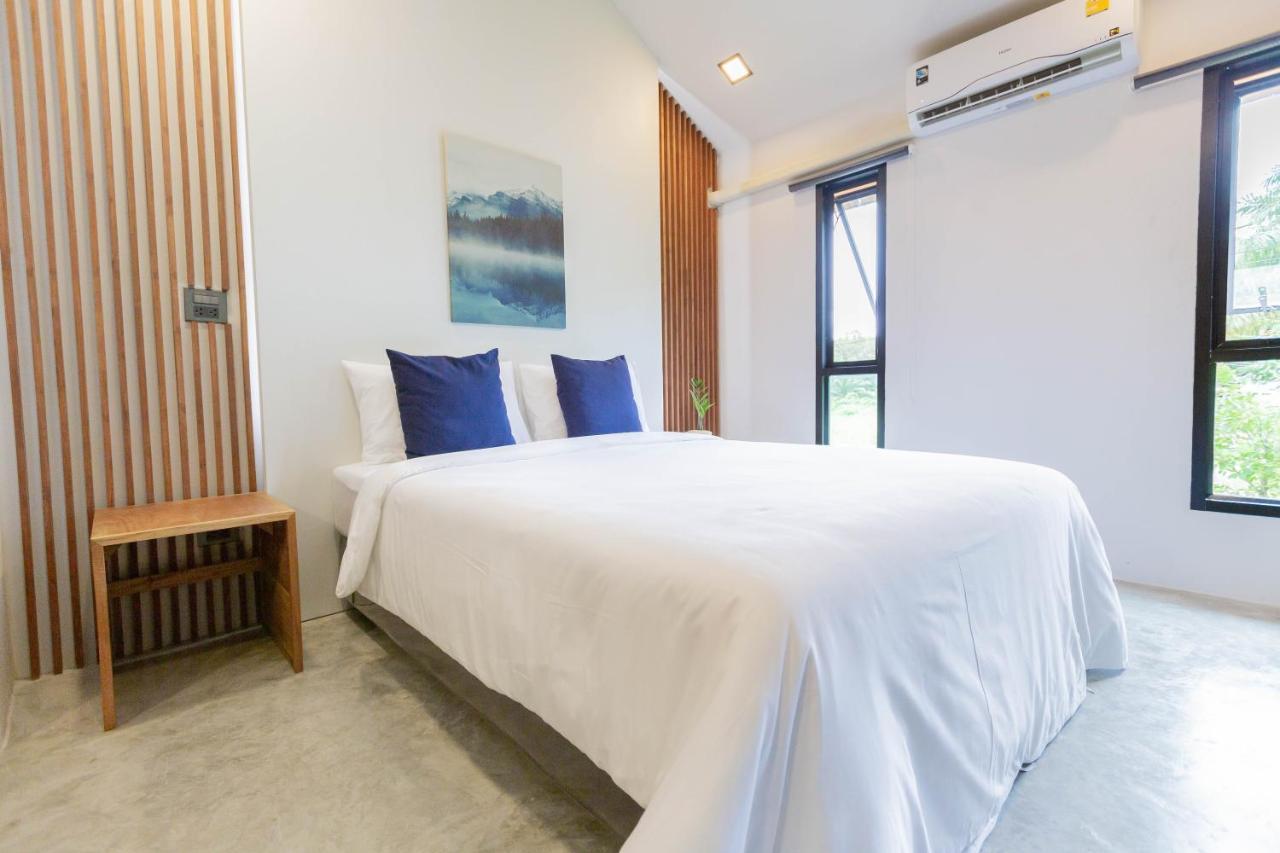 In My Place Cafotel Khlong Thom Buitenkant foto