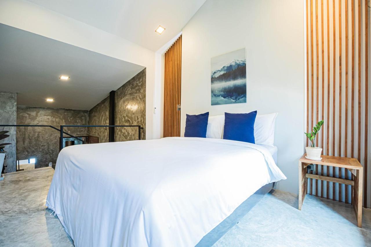 In My Place Cafotel Khlong Thom Buitenkant foto
