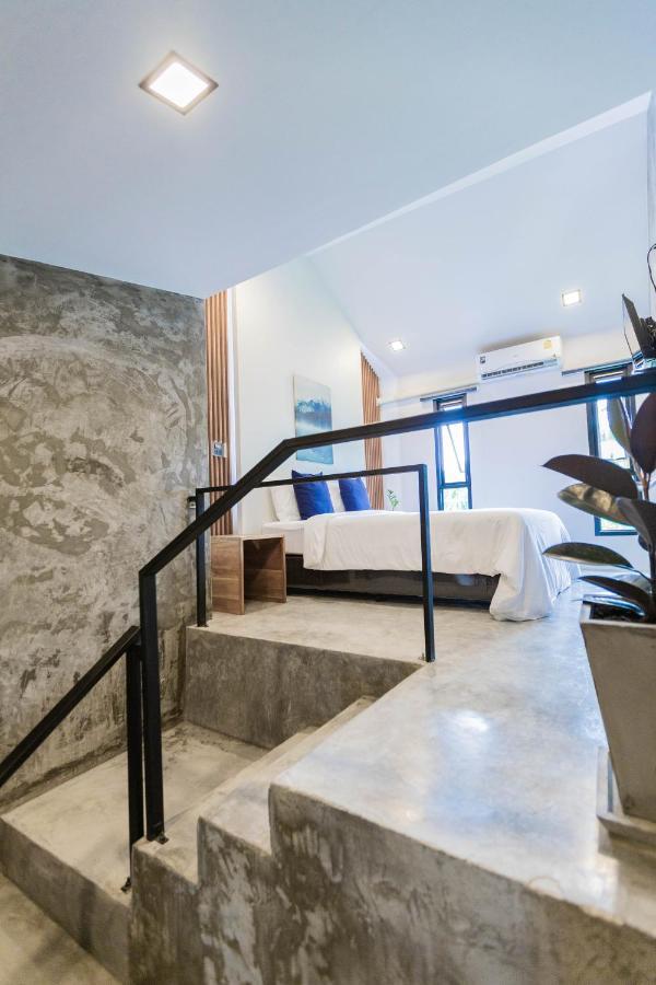 In My Place Cafotel Khlong Thom Buitenkant foto