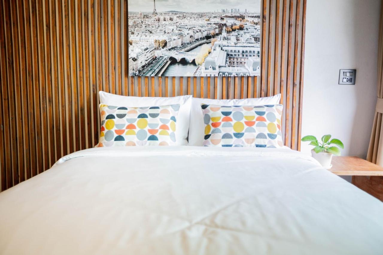 In My Place Cafotel Khlong Thom Buitenkant foto